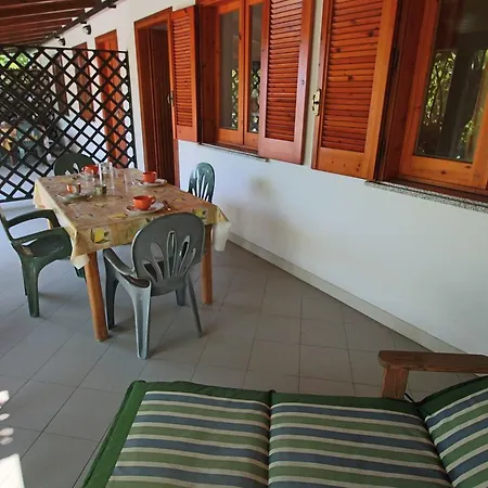 Modern In With Terrace Nyaraló Ricadi