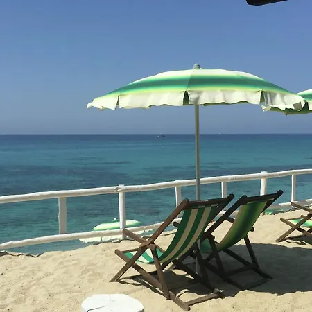 Modern Holiday Home In Ricadi With Terrace Holiday home *